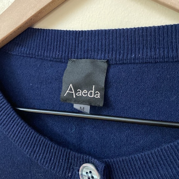 Aaeda Blue Floral Cardigan Sweater Medium - Picture 2 of 6